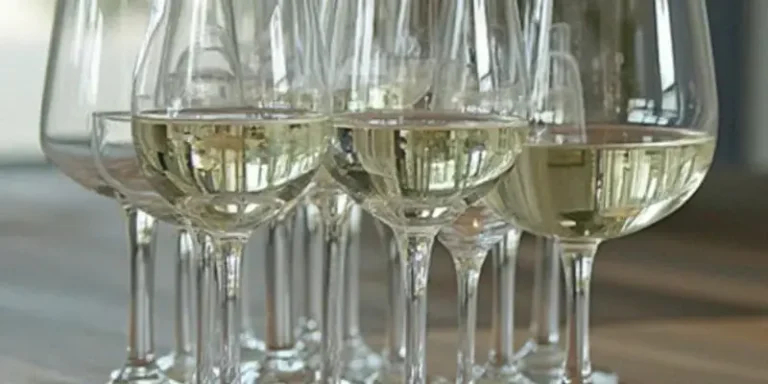 What is the 3 glass technique?